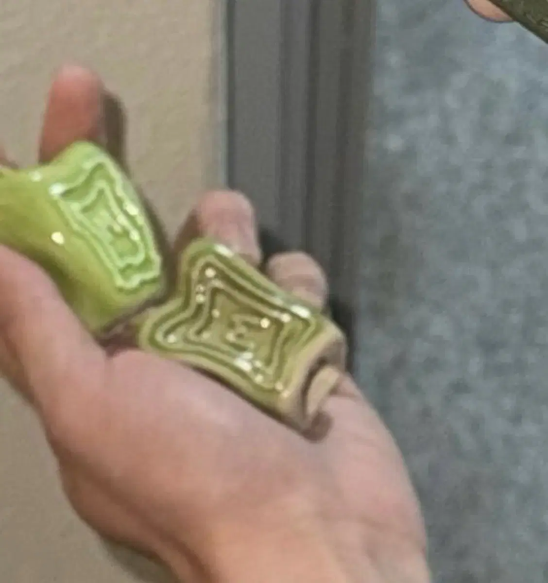 thumbnail-0